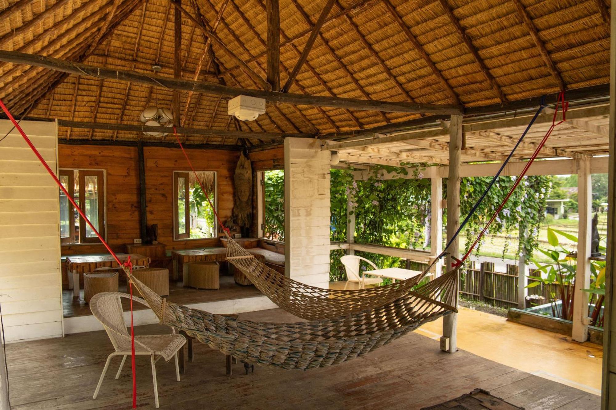 Butterfly Hostel, Pai Exterior photo